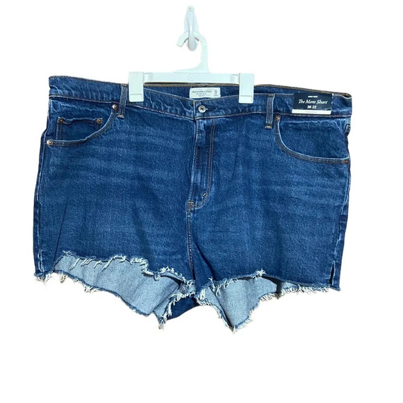 NWT Abercrombie‎ & Fitch High Rise The Mom Short Curve Love Size 22 / 36 - Picture 1 of 5